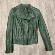 Load image into Gallery viewer, Eva style Women&#39;s Leather Jacket

