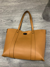 Load image into Gallery viewer, THE MEG Tote Bag
